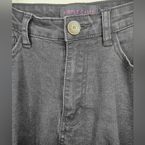 Sold - Picture 2 of 6